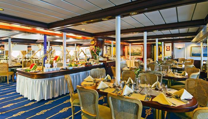 Star Clippers, Star Clipper Dining 2.jpg